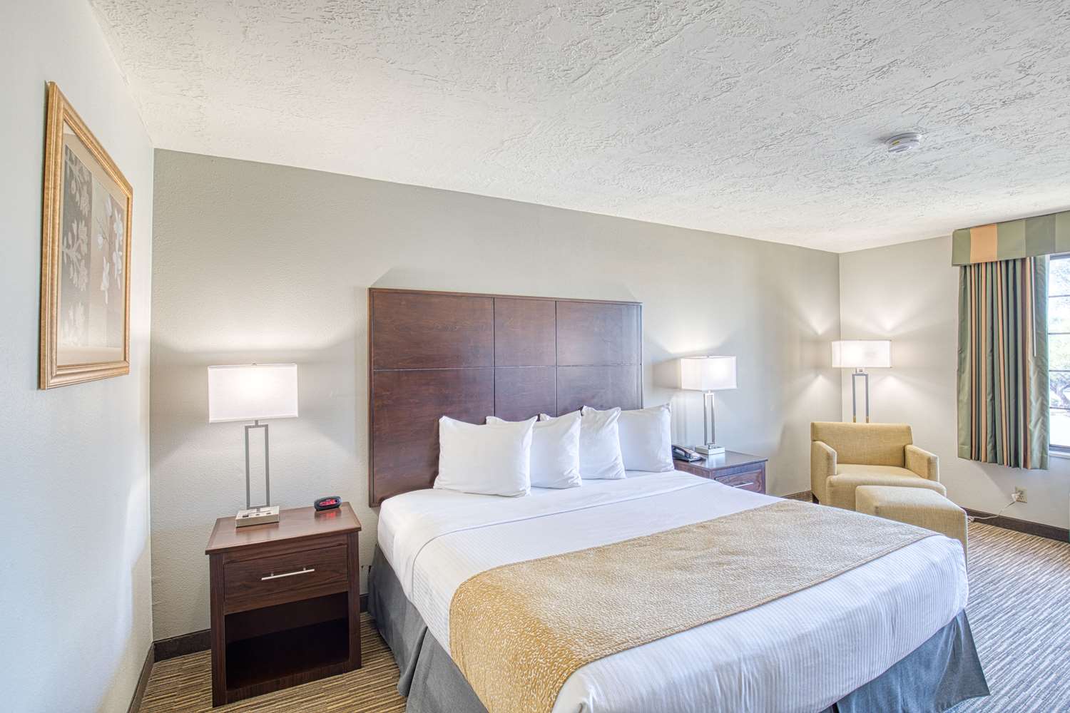 Best Western Green Valley Inn 9/40