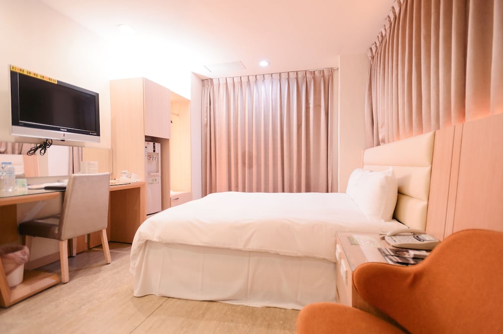 i-Deal Hotel 37/59