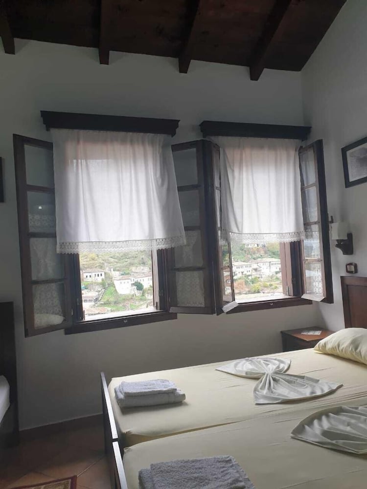 Hotel Guva Mangalem 17/61