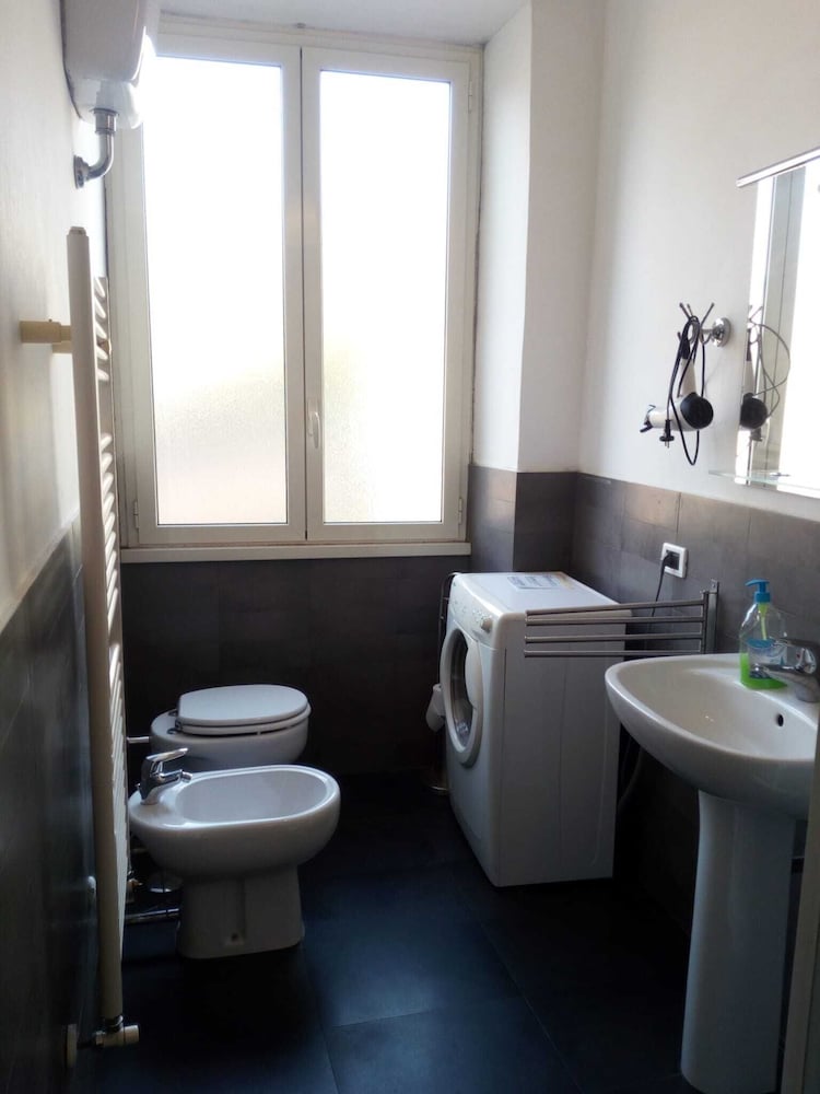 Large Vatican Apartment with 3 bedroom 12/12