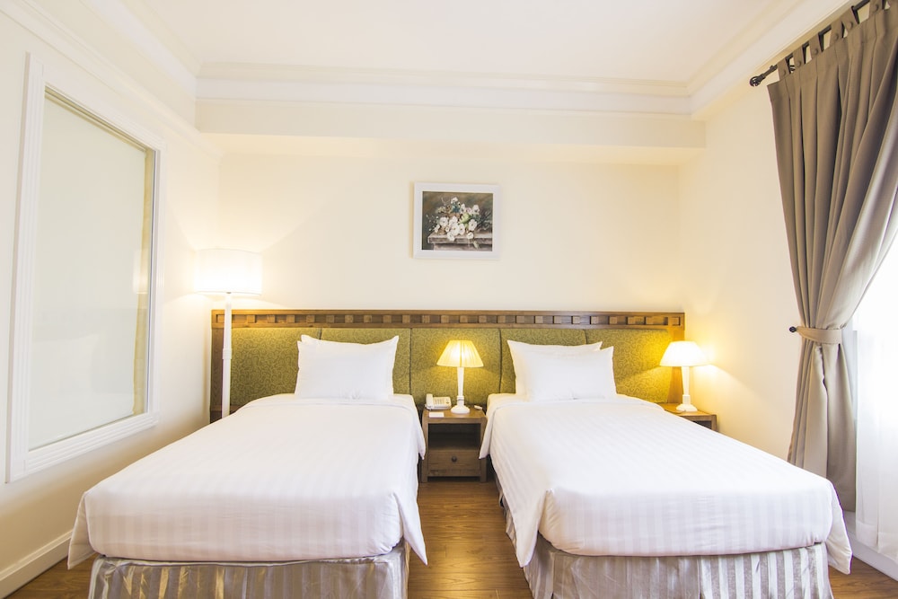 Phoenix Hotel Vung Tau 24/72