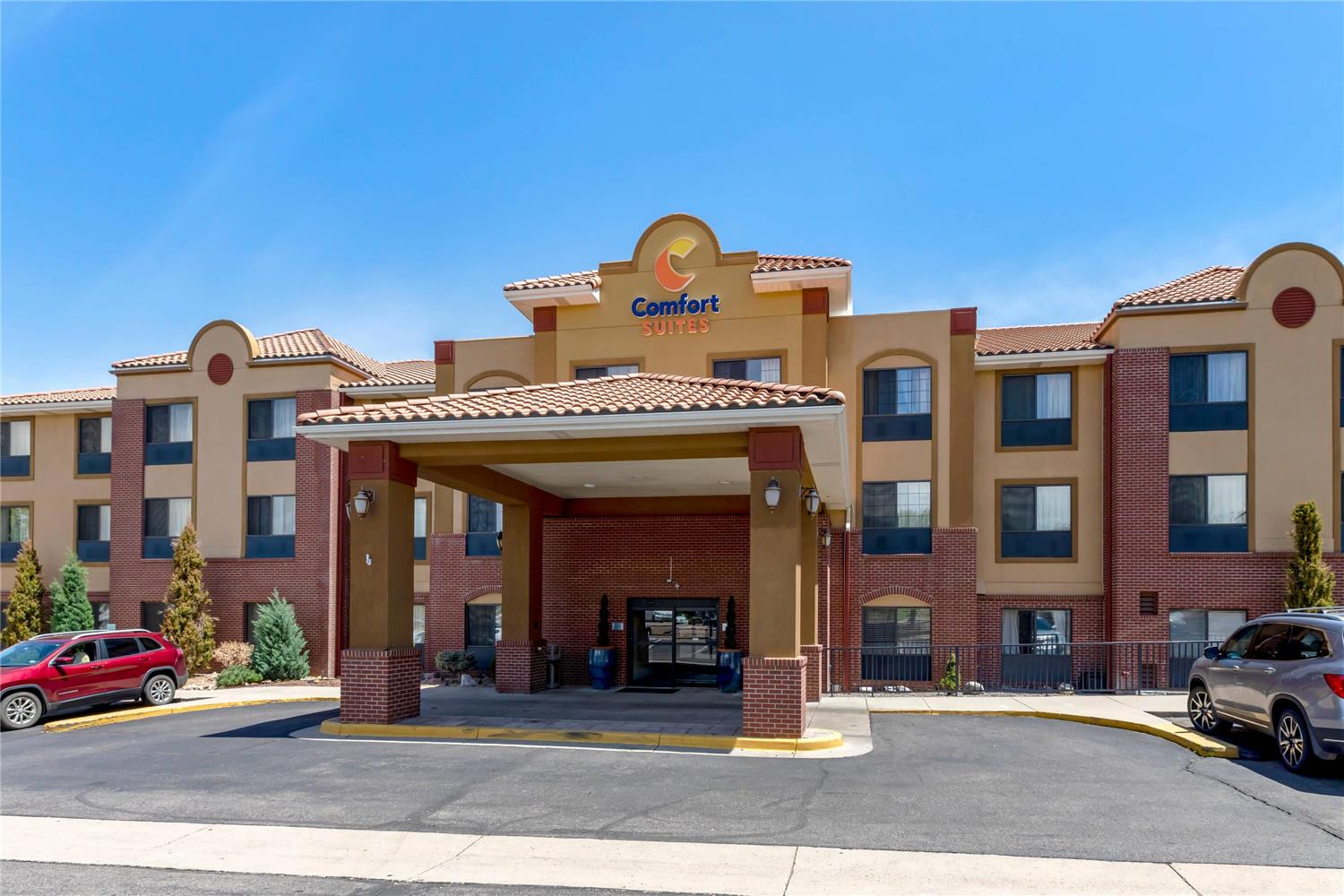 Comfort Suites Lakewood - Denver 35/38