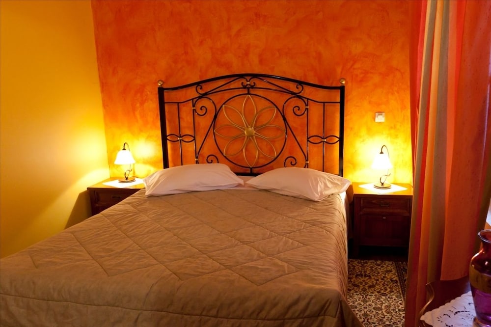 Pension Eleni 8/35