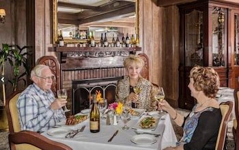 HISTORIC SANTA MARIA INN 53/67