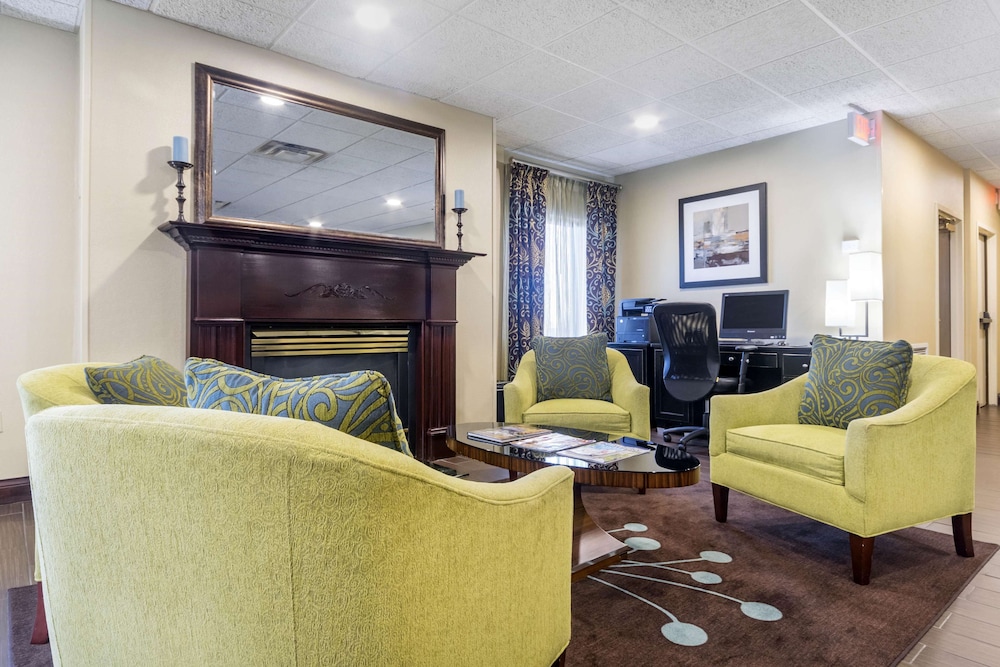 Hampton Inn Richmond 32/54