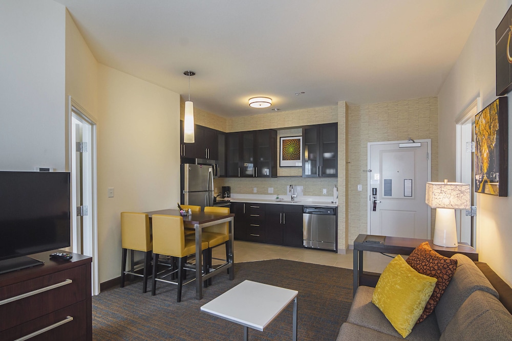 Residence Inn Denton 24/37