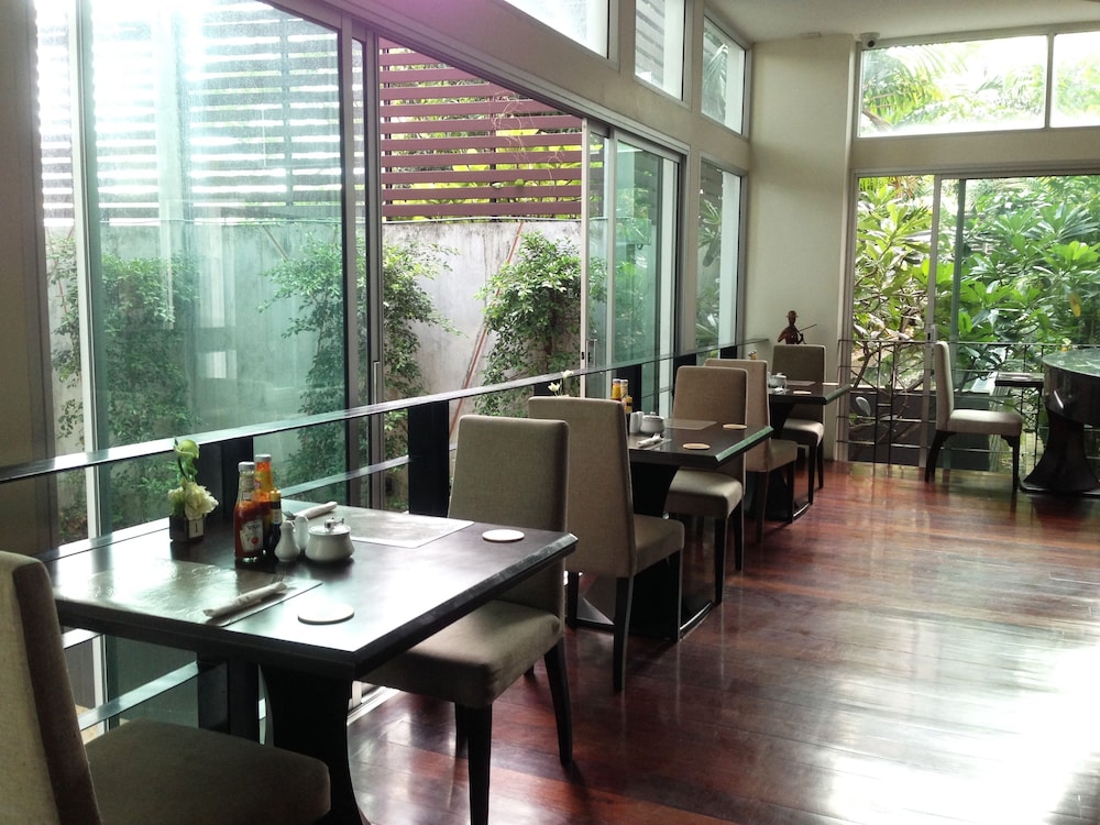August Suites 59/69