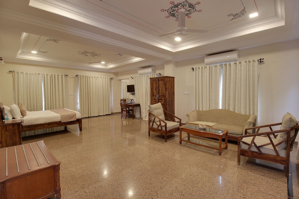 Times Kumbhalgarh Fort Resort-Pure Veg 29/45