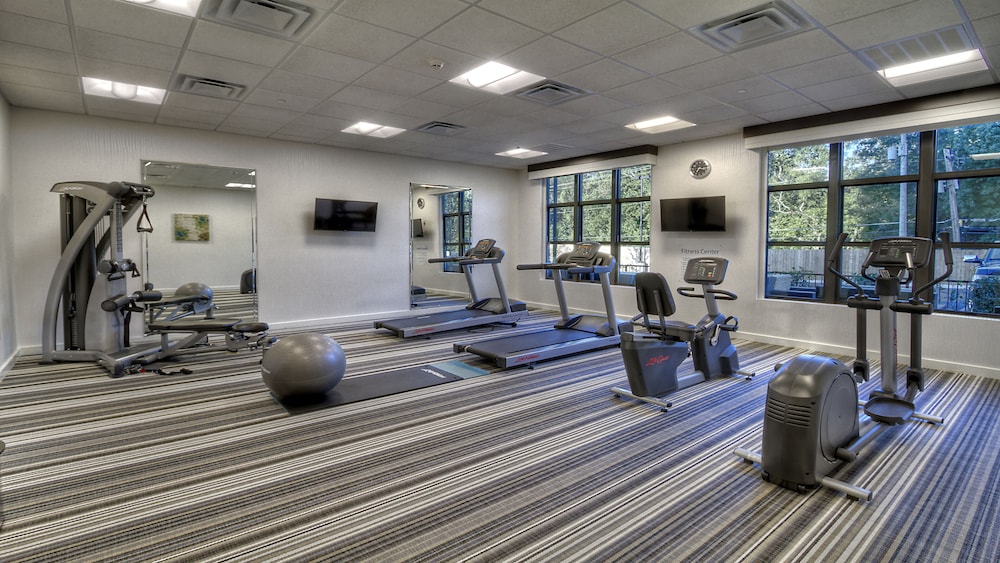 Holiday Inn Hotel And Suites Tupelo North 20/55
