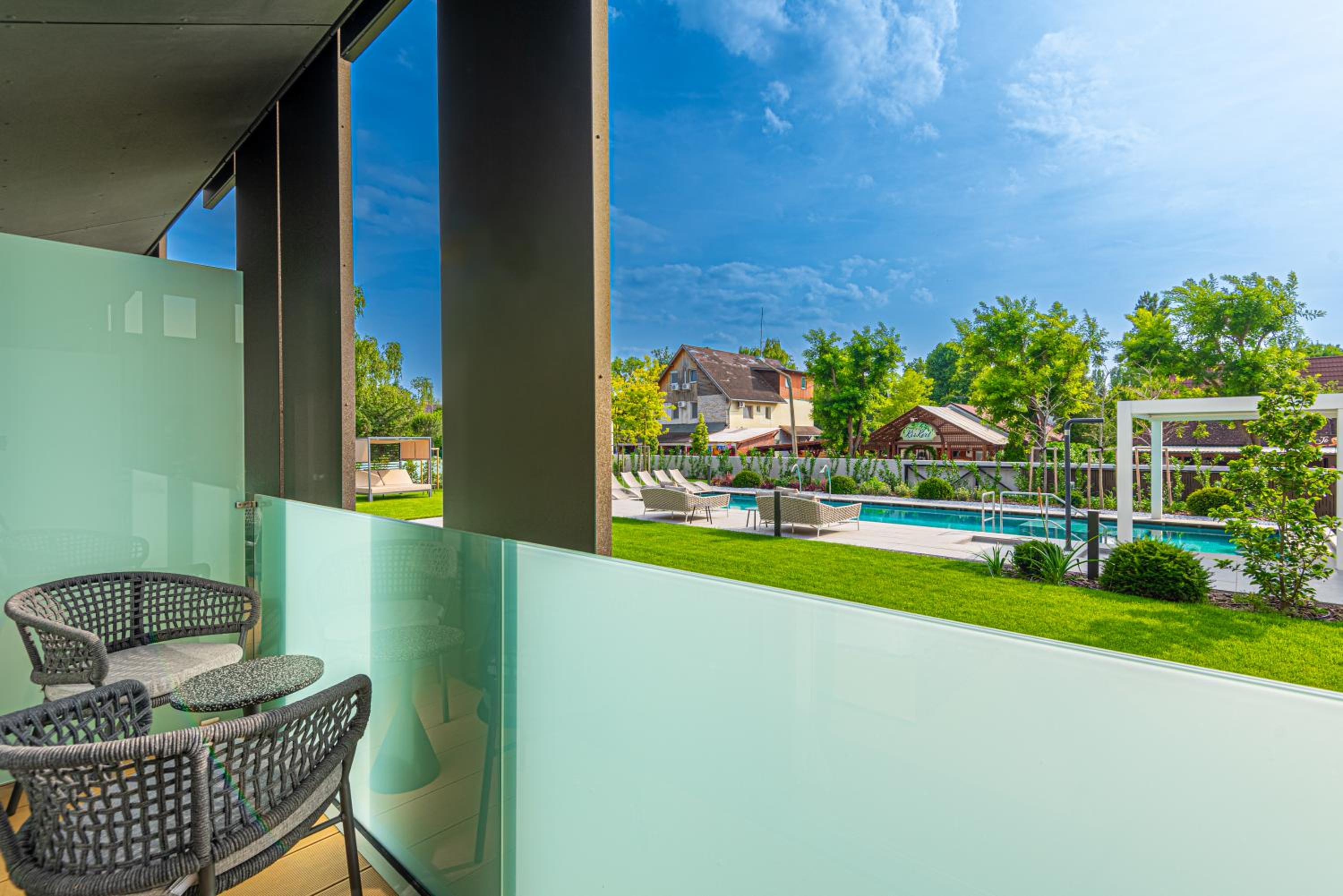 REED Luxury Hotel by Balaton (REED Boutique Hotel & Bistro) 3/25