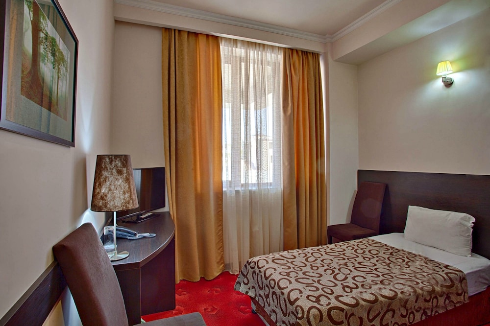C Hotel 22/59