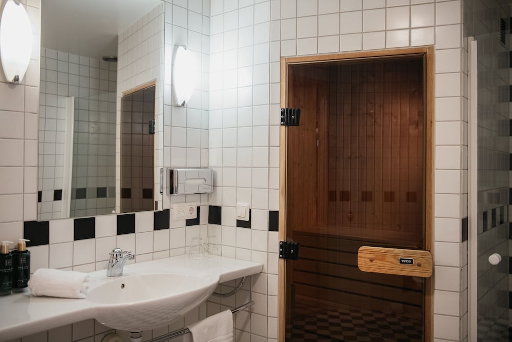 Clarion Hotel Orebro 50/50