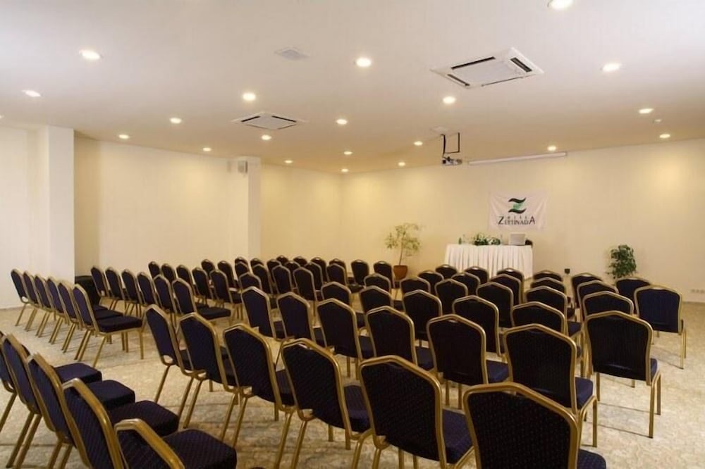 ZEYTINADA HOTEL 20/45