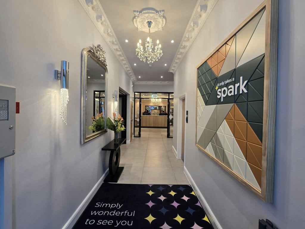 Spark by Hilton London Chiswick 1/5