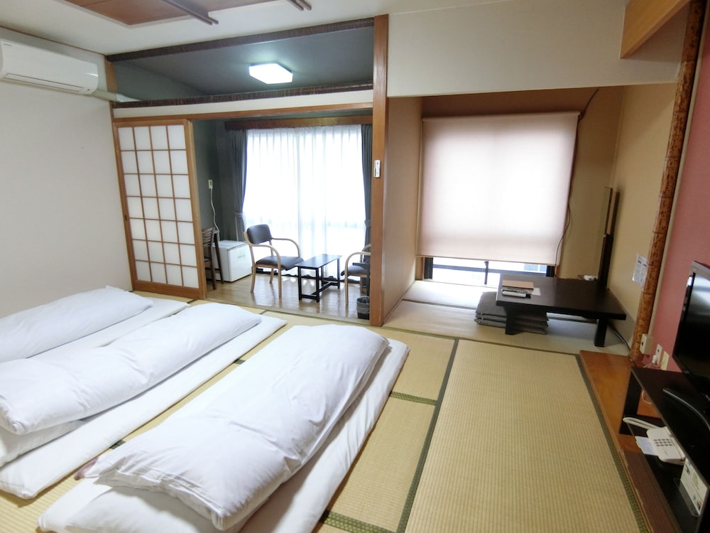 JAPANESE, TYPE A, BATH AND SHOWER, NO CLEANING SERVICES