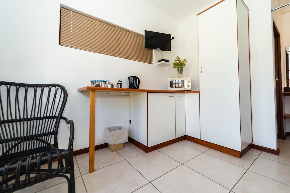 Melkboomsdrift Guest House 2/50