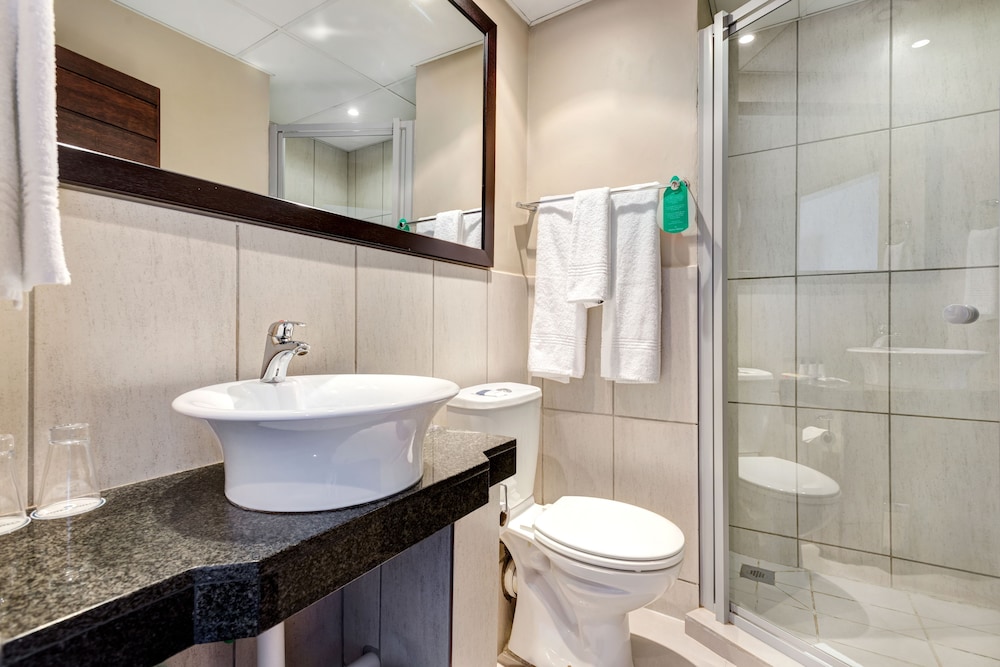 Protea Hotel Hatfield 36/39