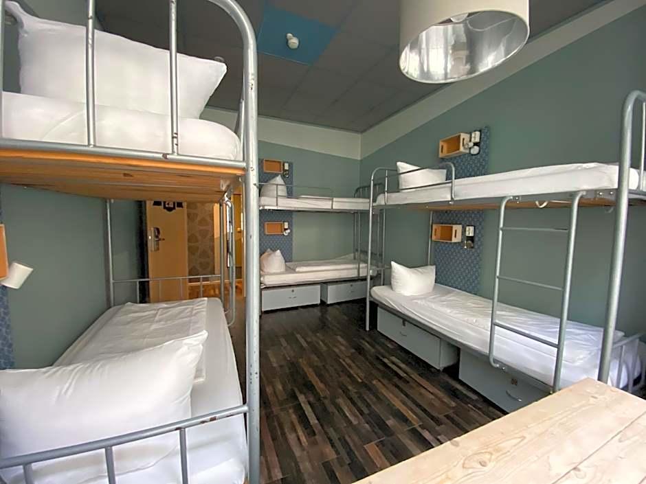 Singer109 Hotel Hostel 10/48