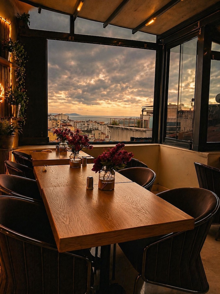 Taksim Prelude Hotel 31/39
