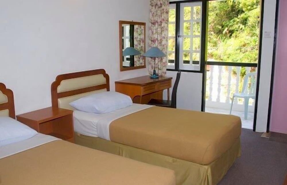Hillview Inn 13/34