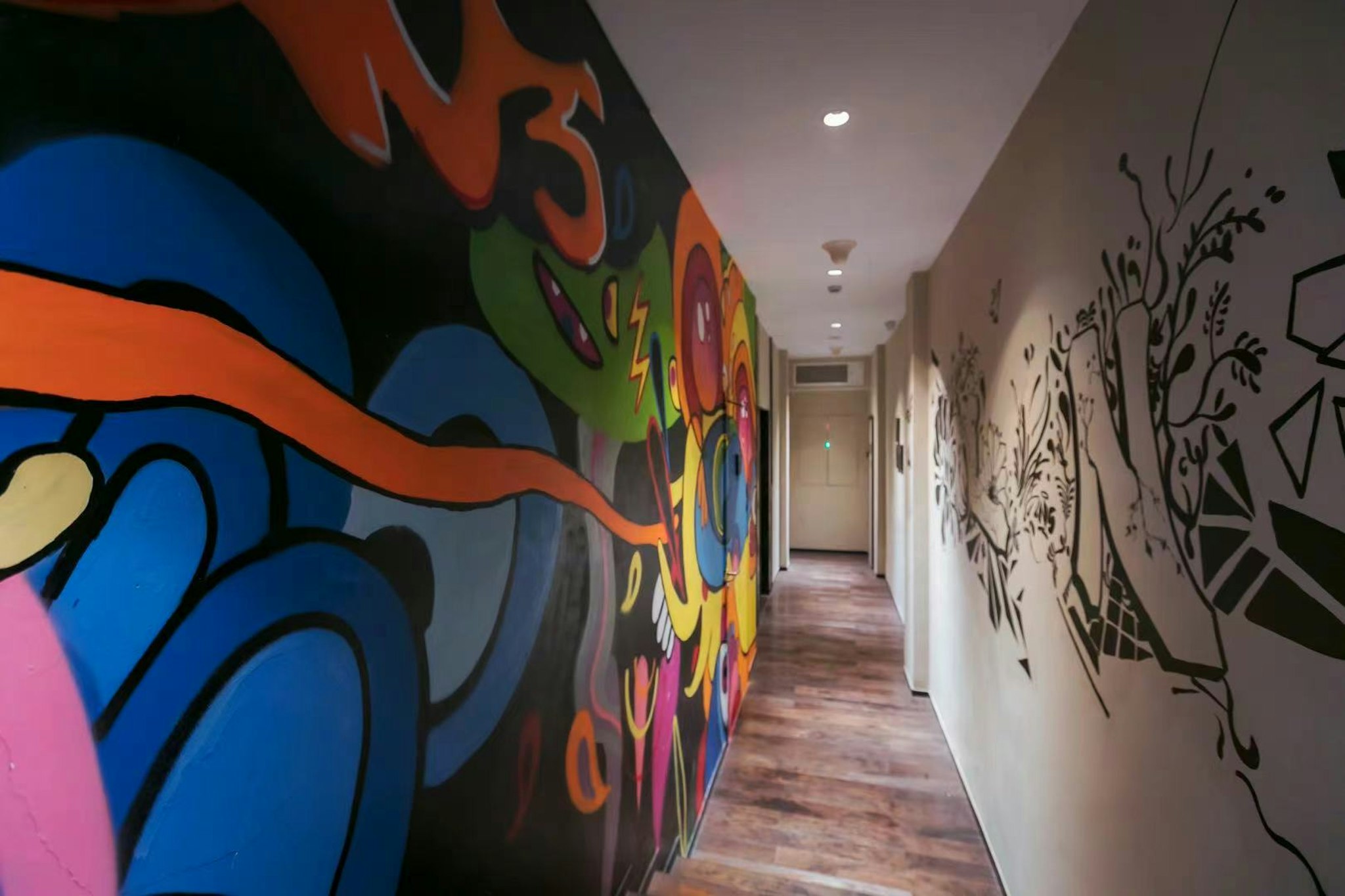 LN Hotel Five 45/50