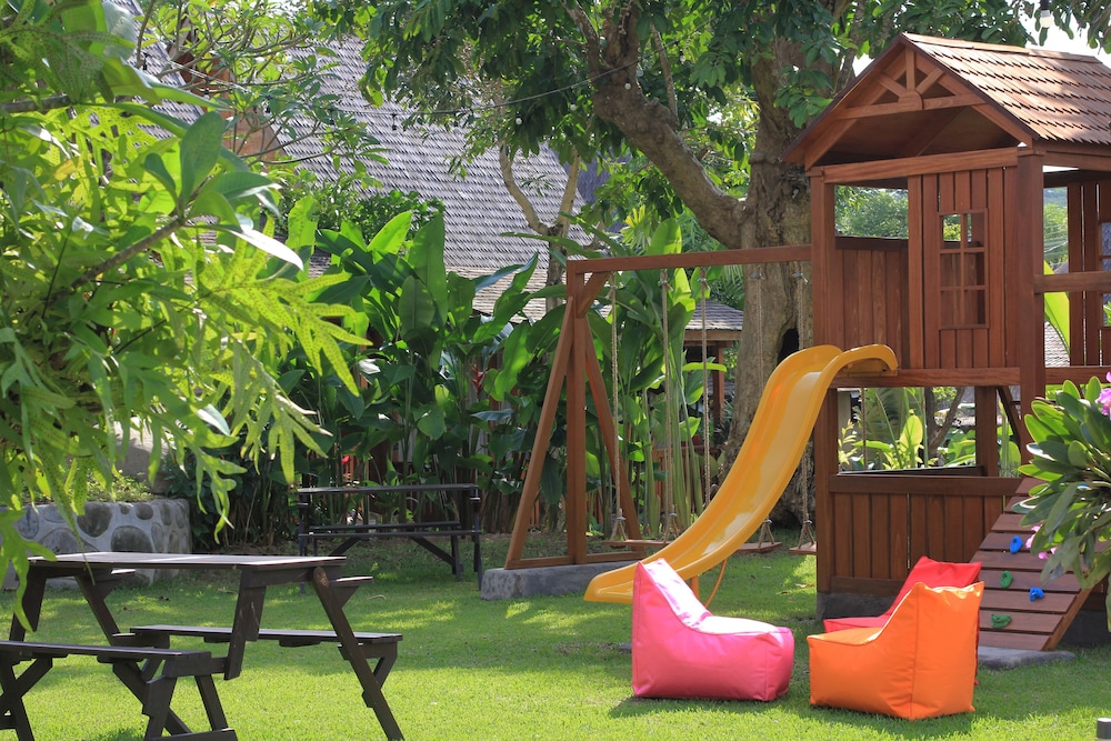 Taulan Villa and Restaurant 22/50