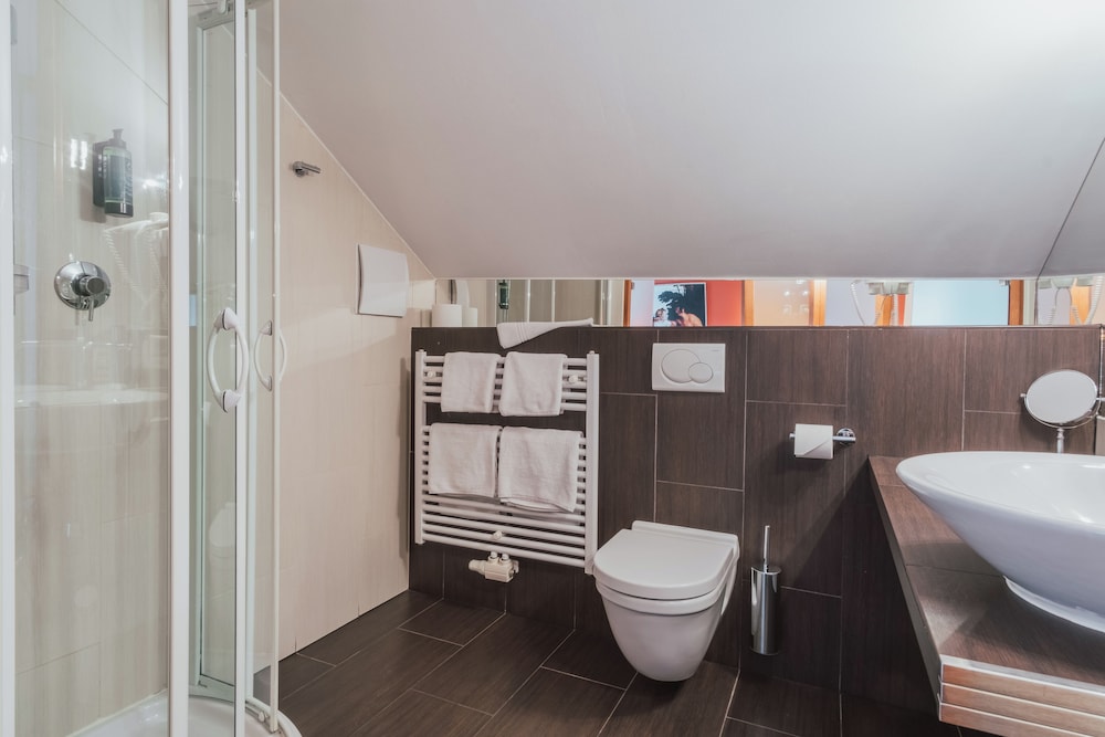 Hotel Traube 45/45