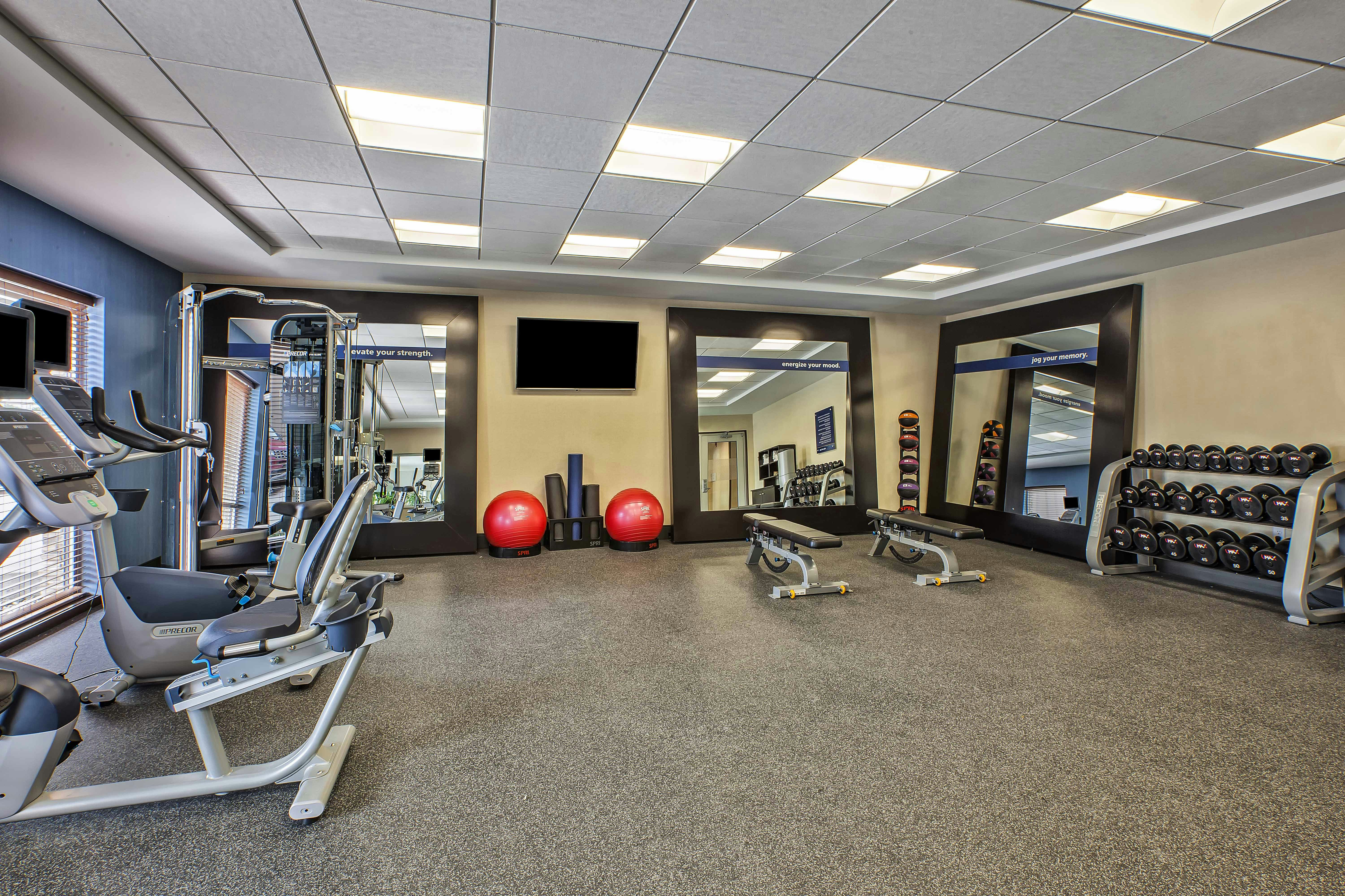 Hampton Inn West Bloomfield Novi 29/43
