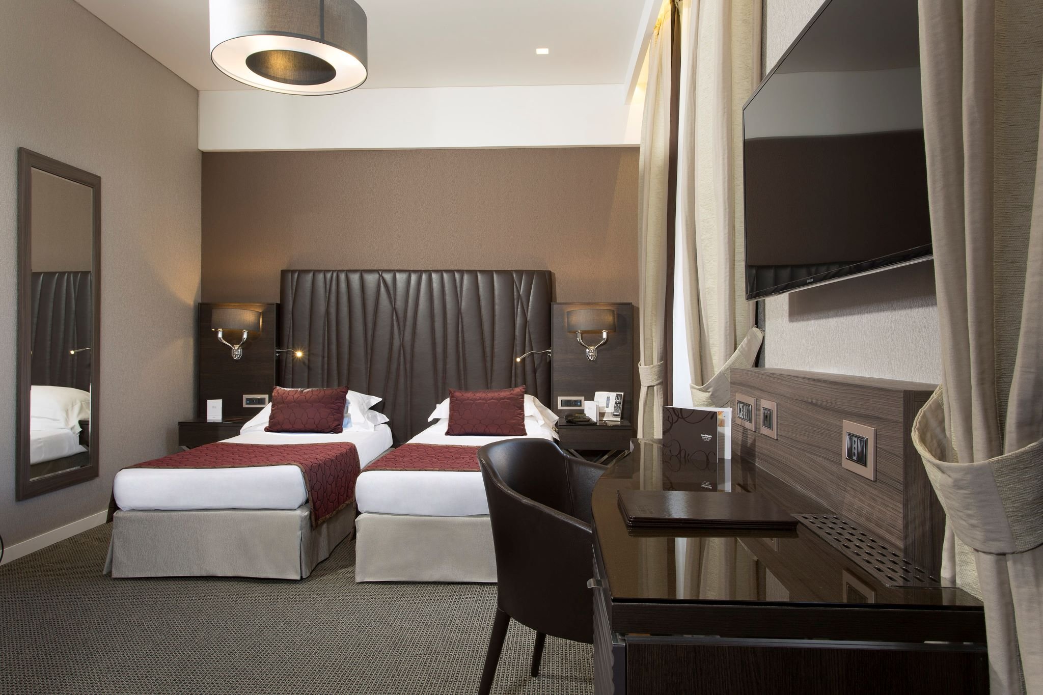 Artemide Hotel 4/18