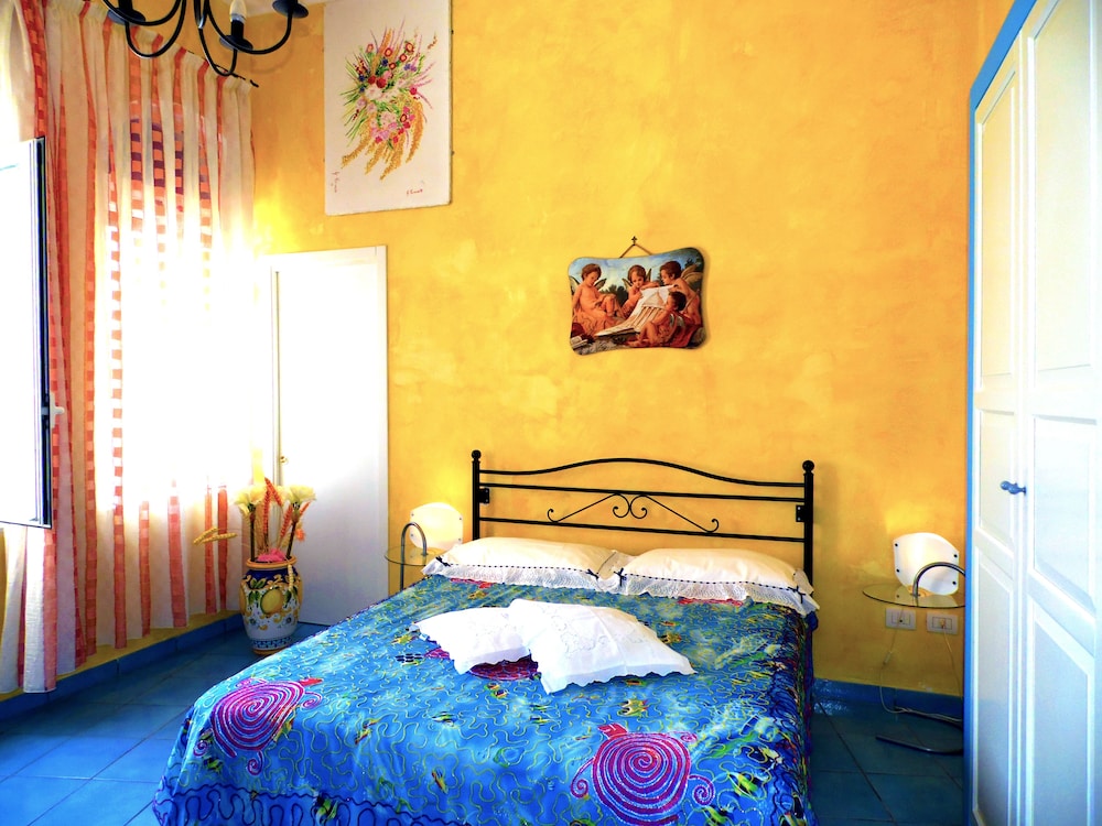 Bed And Breakfast Dimora Carlo Iii 14/43