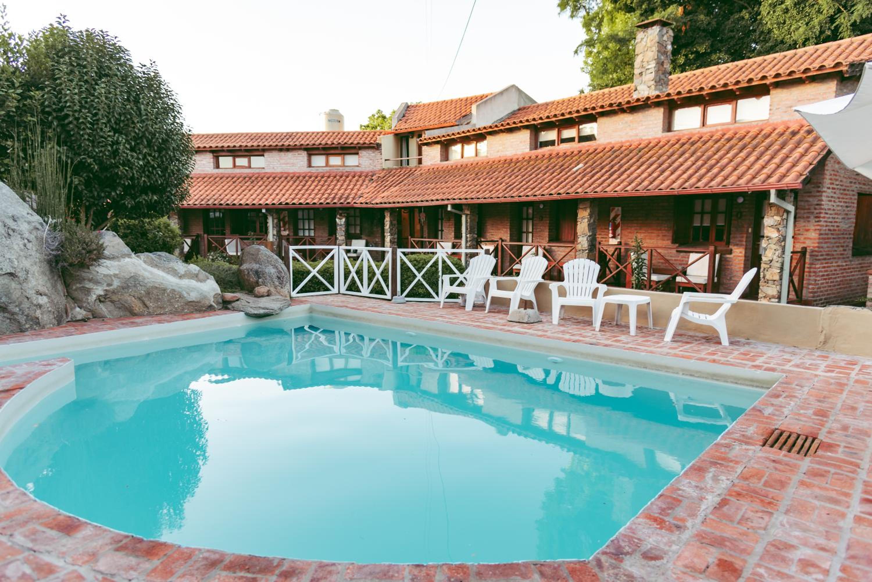 Curahue Apart Hotel 3/27