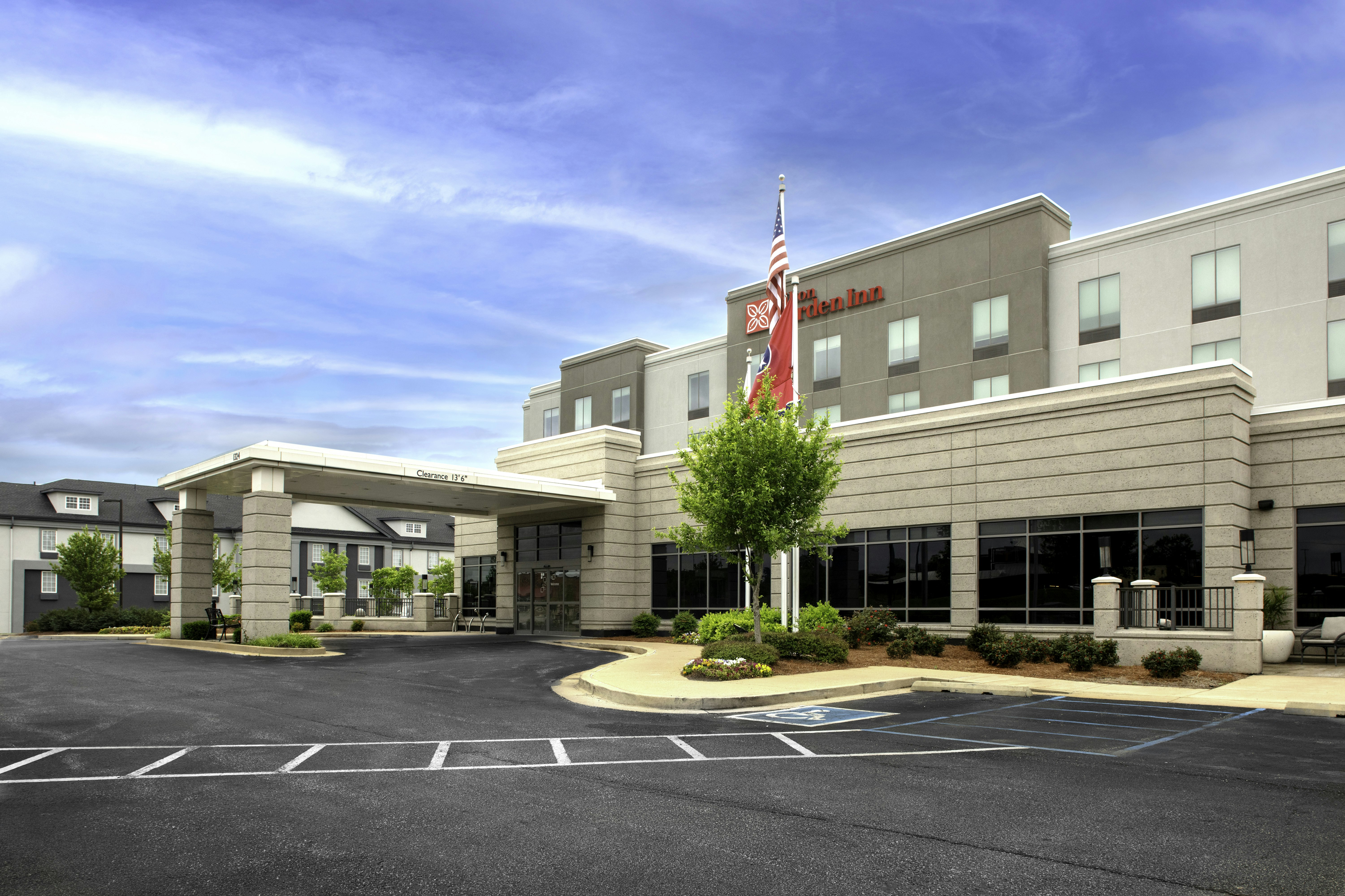 Hilton Garden Inn Jackson Tn 80/83