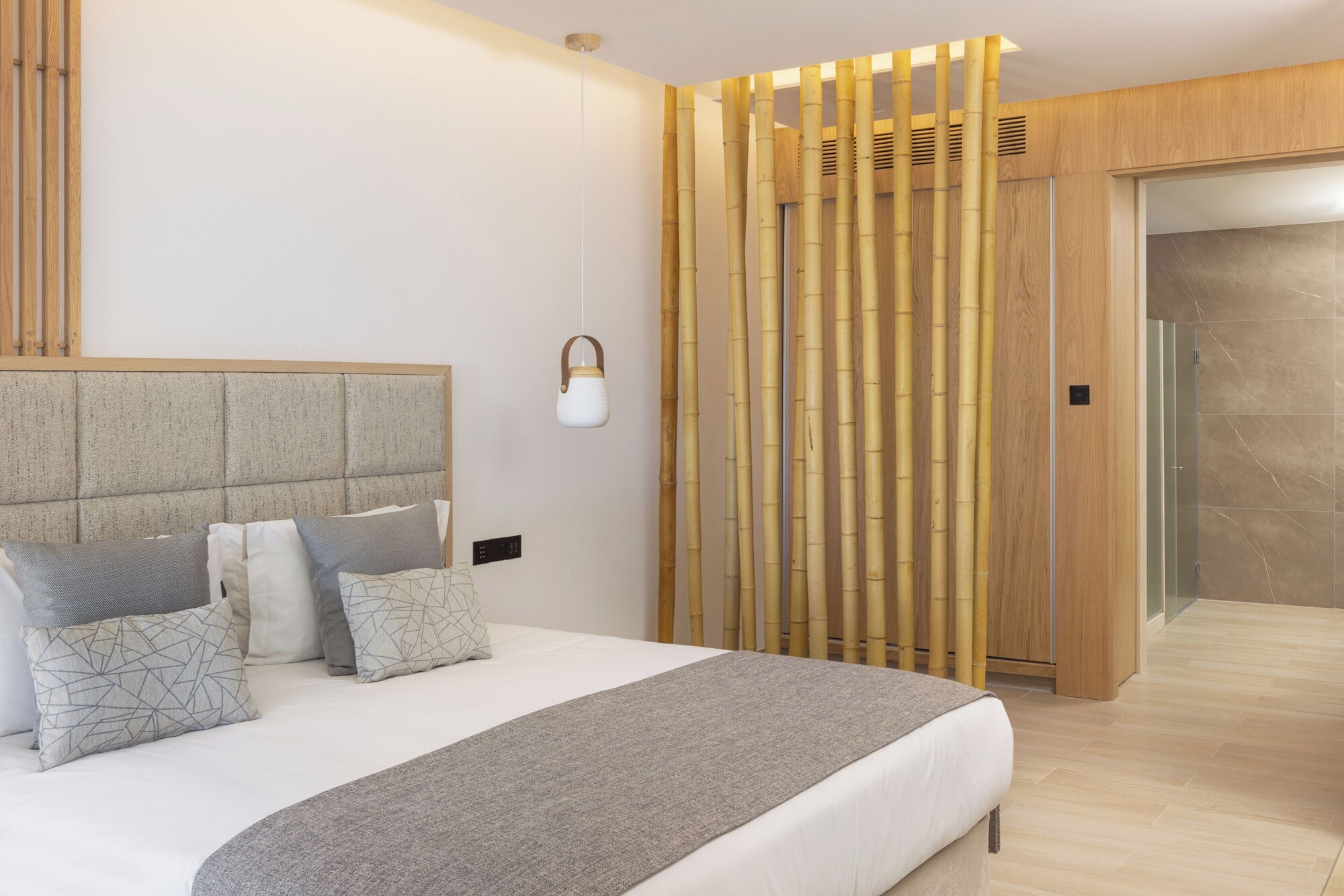 Suite, Queen Bed, Sea View, Outdoor Jetted Tub, Terrace