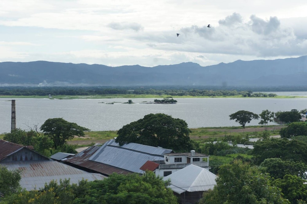 Km Kwanphayao Hotel 46/50