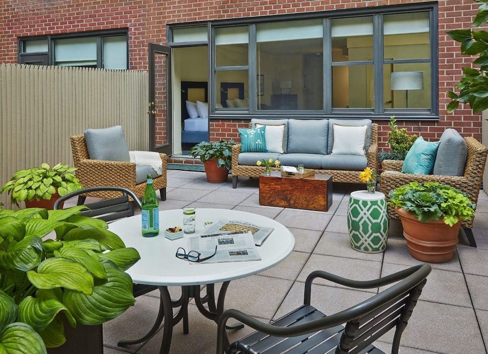 The Gardens Sonesta ES Suites New York 45/50