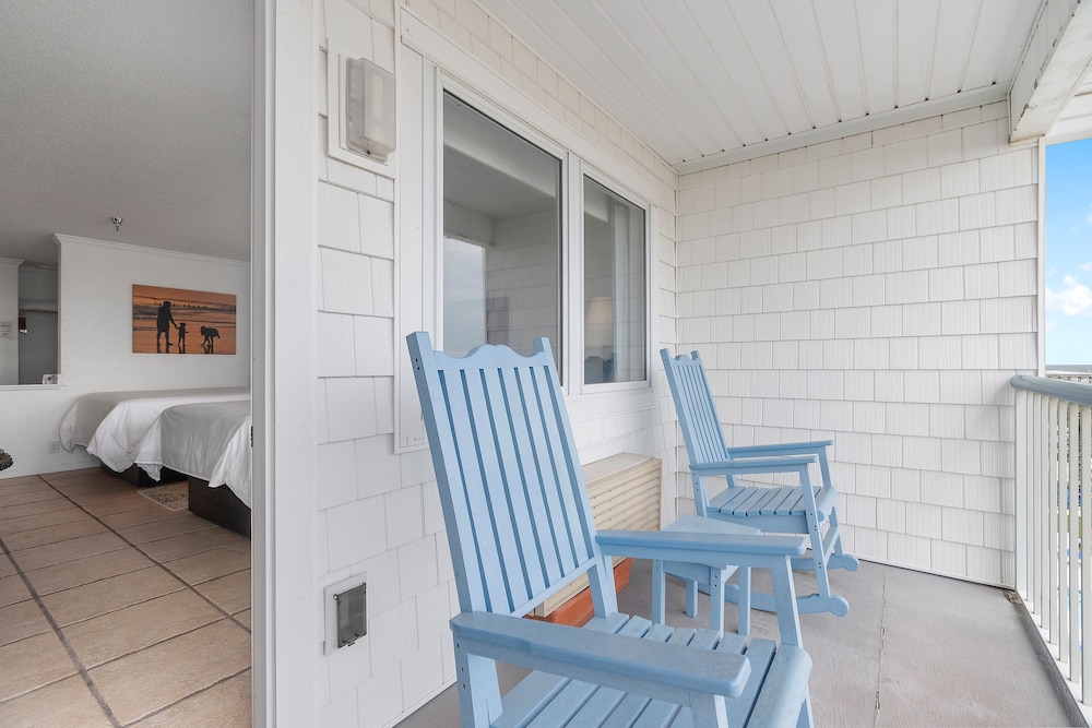 Ocean Isle Inn 15/50