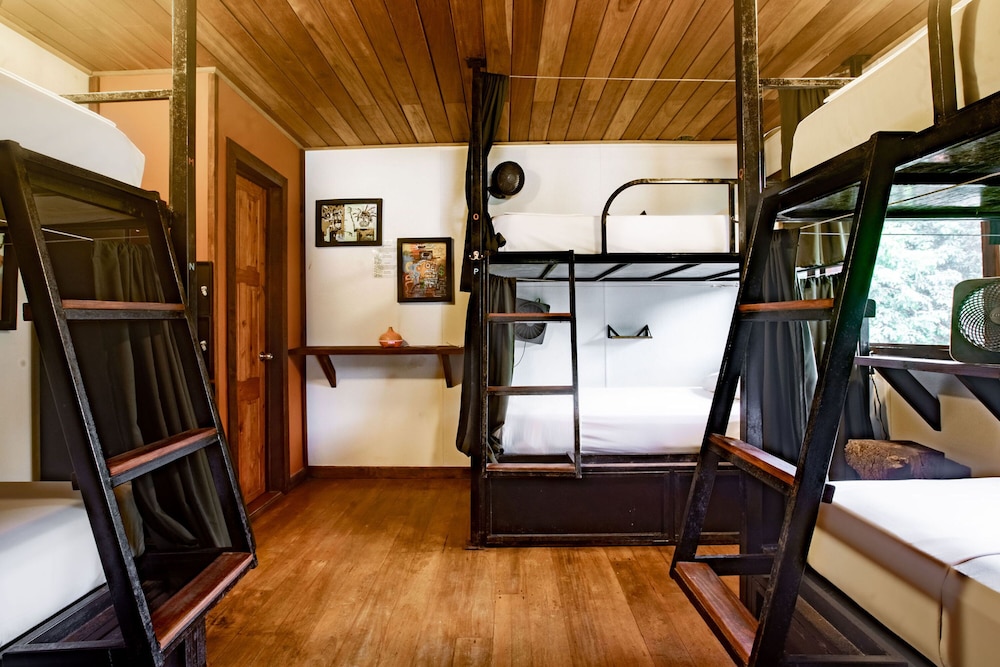Bambuda Lodge 45/66