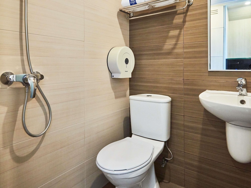 Ibis Budget Singapore Mount Faber 51/51