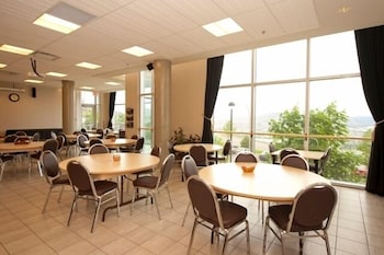 Residence & Conference Centre - Kamloops 42/61