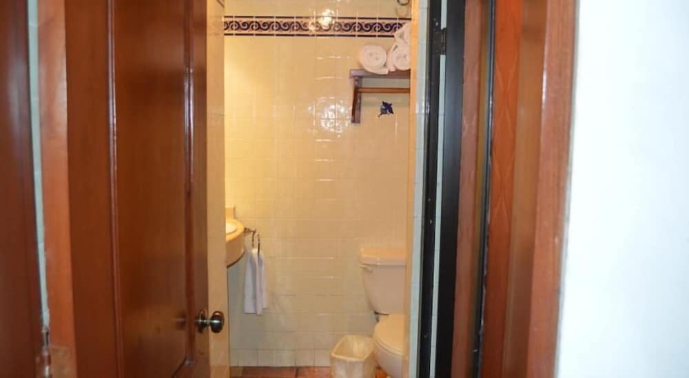 Hotel Meson del Mar 41/41
