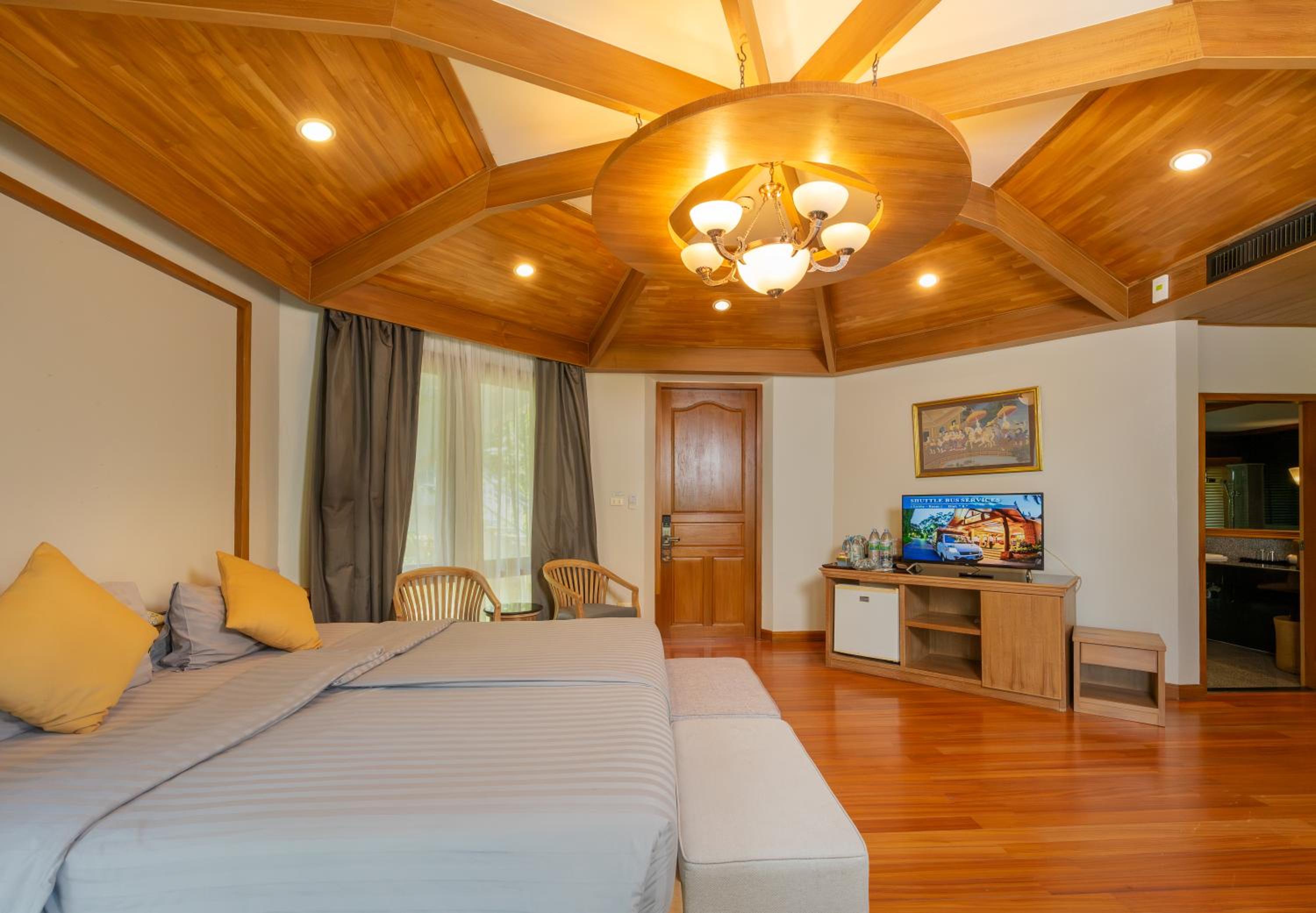 Grand, Luxury, Single Bed