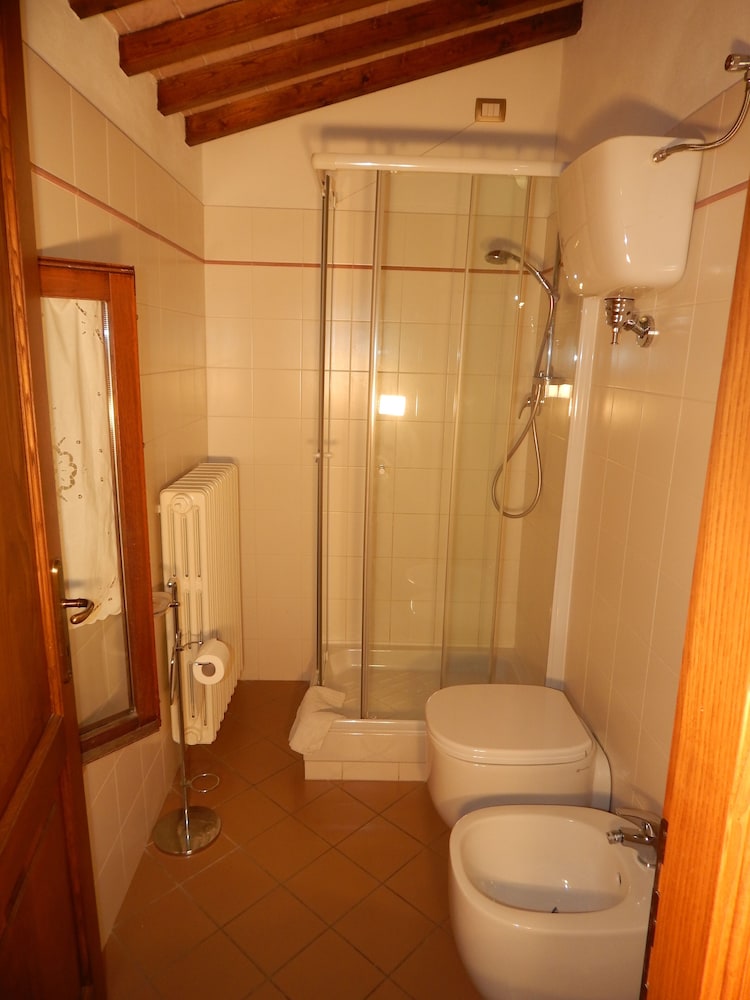 2 Bedrooms, Apartment, 2 Double Beds, 2 Bathrooms, Sofa، Fullino Nero 7/7