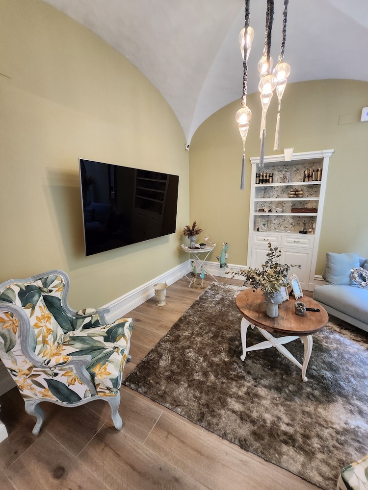 Hotel Boutique IULIA 5 Estrellas 42/50