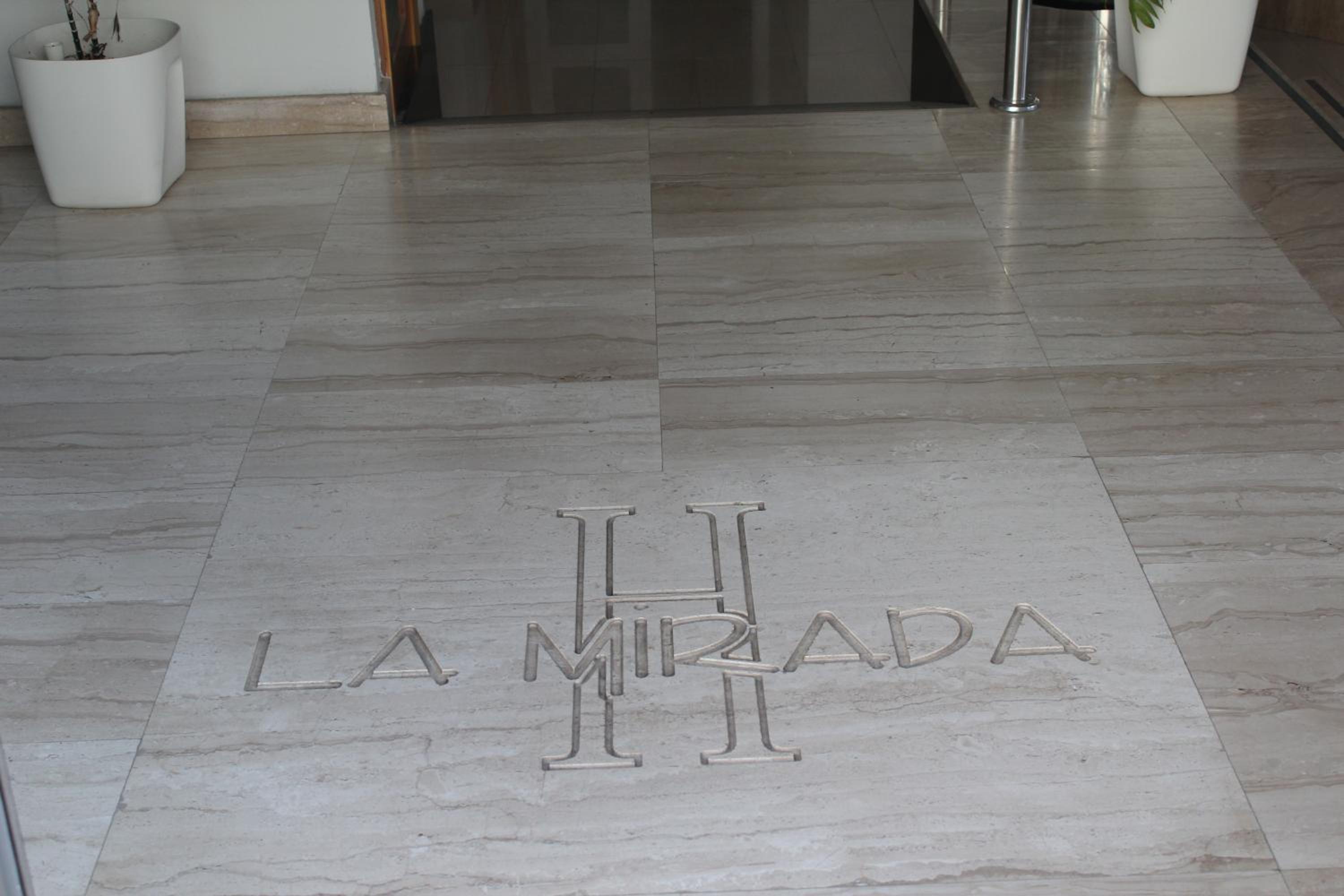 Hotel La Mirada 10/57