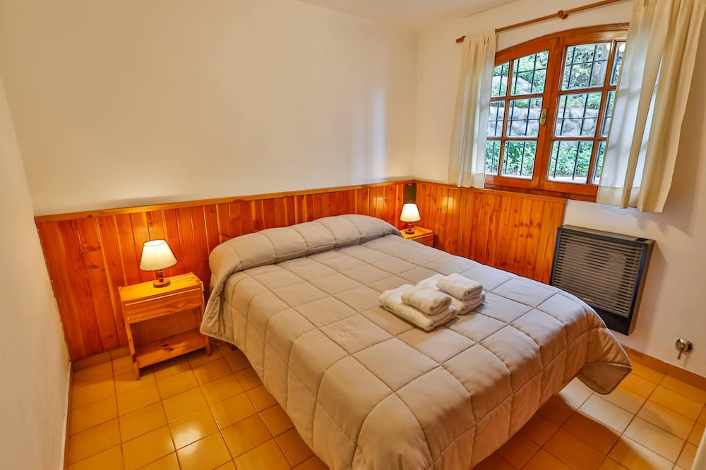 La Ponderosa Apart Hotel 12/50