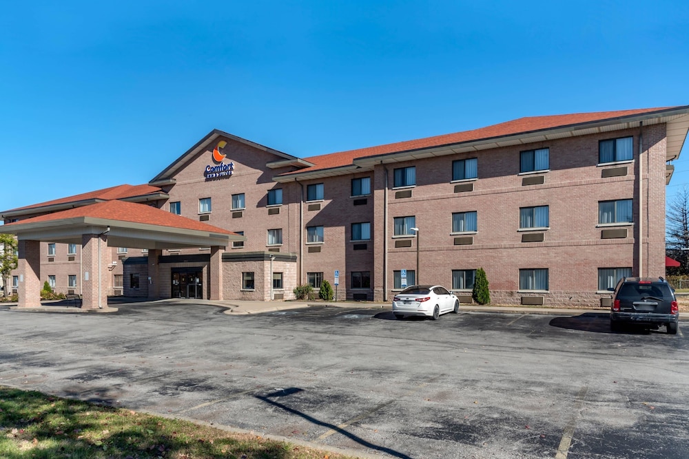 Comfort Inn and Suites Lees Summit Kansas City 43/50