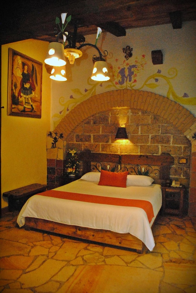 Hotel Azulejos 30/76