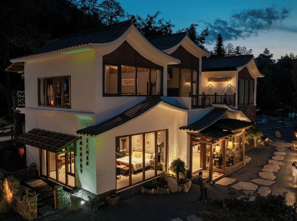 Kongjie Valley 3/50