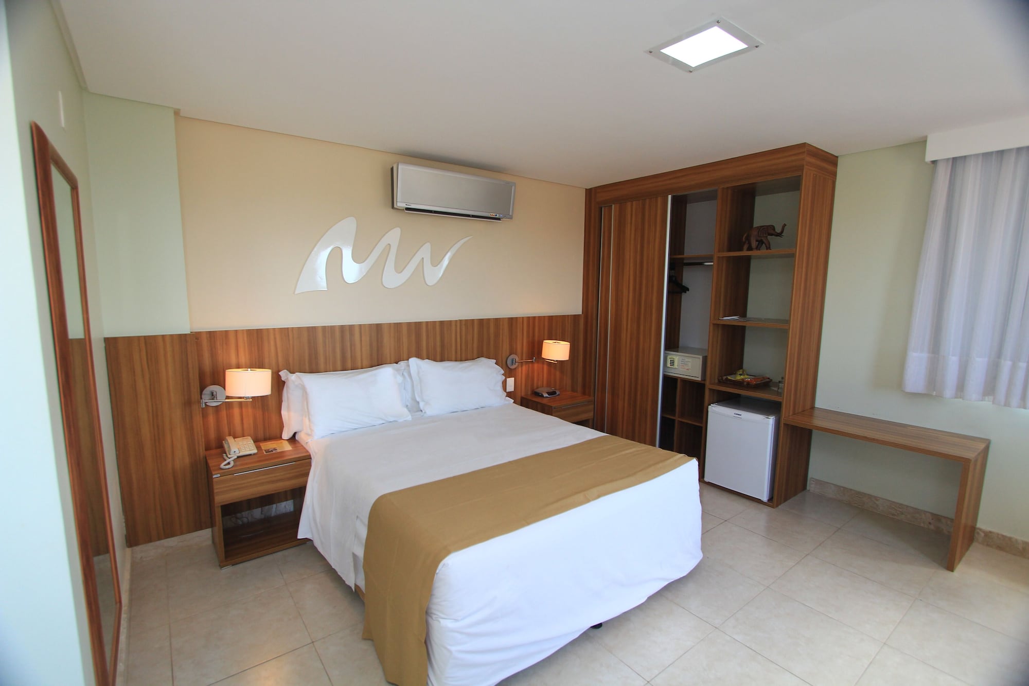 DELUXE, DOUBLE BED, SEA VIEW