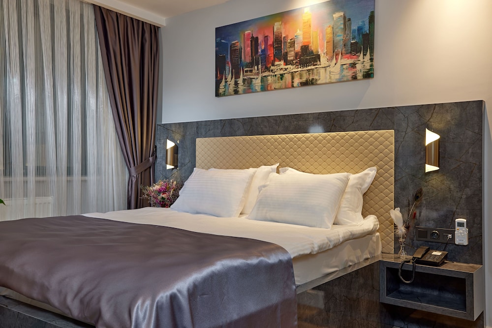The Bold Hotel 16/45